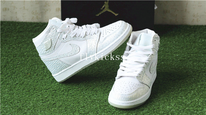 Air Jordan 1 Retro High GS Frost White